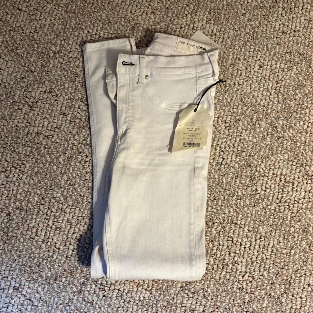 NWT Rag & Bone NWT 10 Inch Capri White Jeans‎ Slit Hem High Rise Size 28